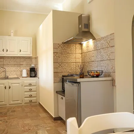 فندق مبيت وإفطار Navigator - أخارافي