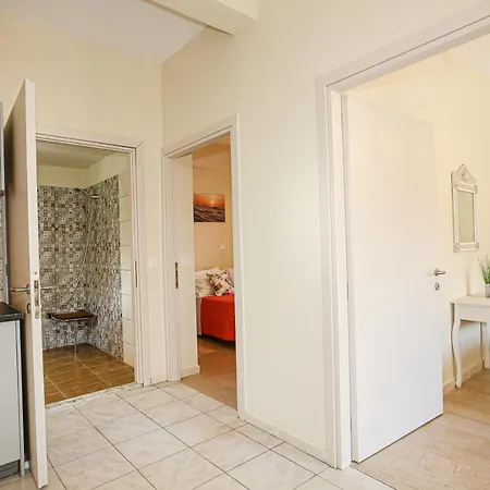 Navigator - 4* アカラヴィ